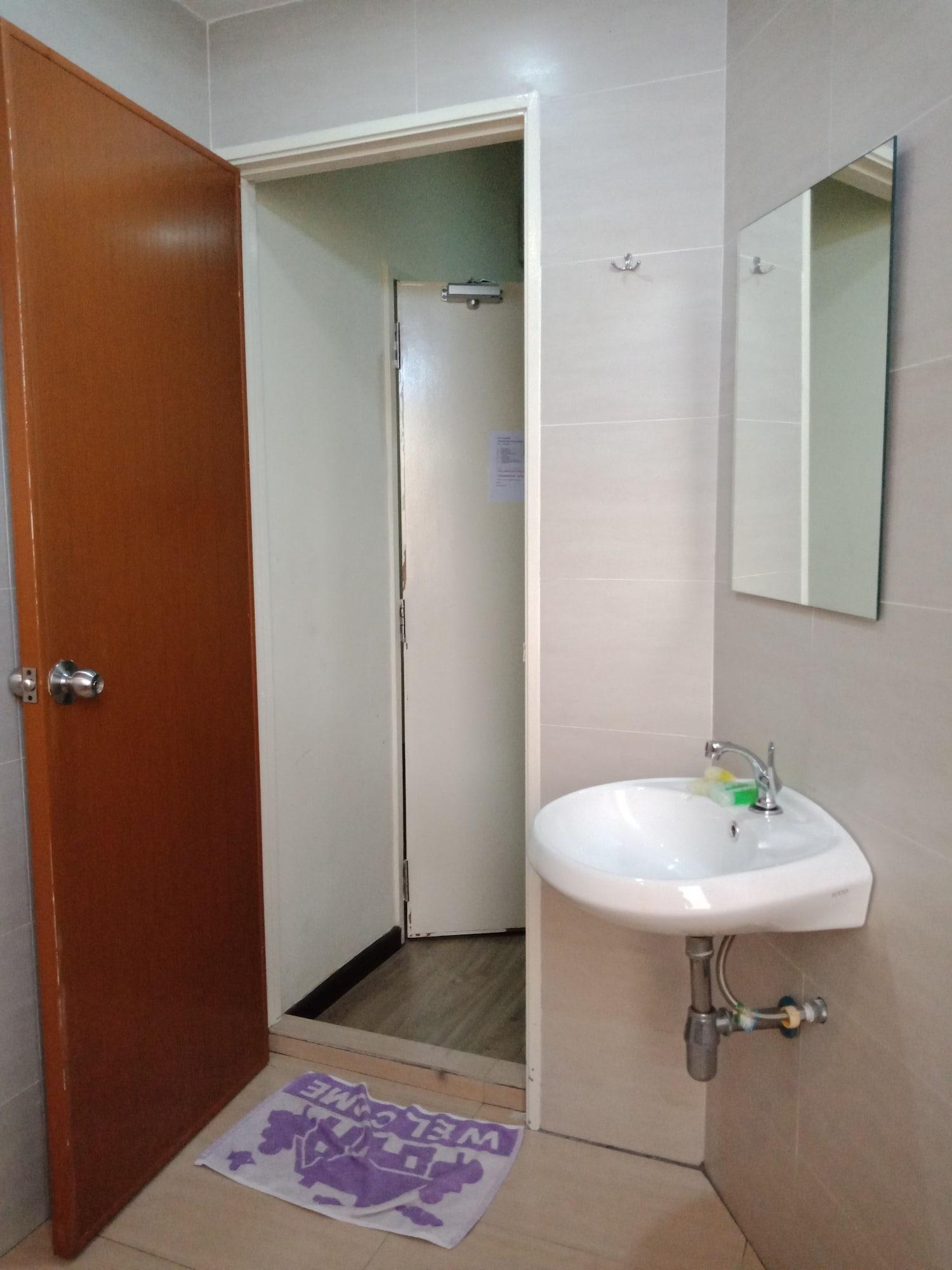 Hotel Zamburger Bukit Segar Cheras Exterior photo